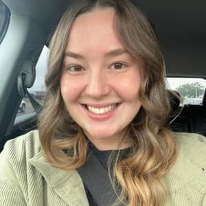 Sitter Profile Image: Kari E.