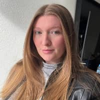 Sitter Profile Image: Alyssa L.