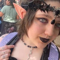 Sitter Profile Image: Juno H.