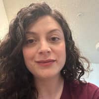 Sitter Profile Image: Narges V.