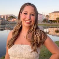 Sitter Profile Image: Andie L.