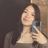 Sitter Profile Image: Crystal P.