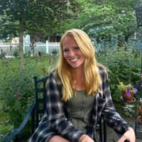 Sitter Profile Image: Abigail S.