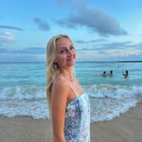 Sitter Profile Image: Olivia K.