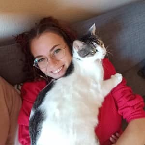 Sitter Profile Image: Eva M.