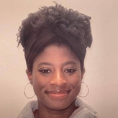Sitter Profile Image: Christin H.