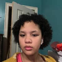 Sitter Profile Image: Laudianny N.