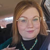 Sitter Profile Image: Lucy S.