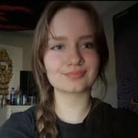 Sitter Profile Image: Olivia V.