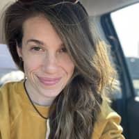 Sitter Profile Image: Kathryn 'Alex' R.