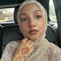 Sitter Profile Image: Suha H.