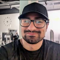 Passarens profilbild: Ramtin S.