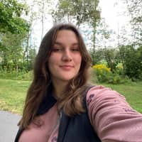 Sitter Profile Image: Jamie-Lynn W.