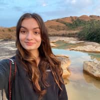 Sitter Profile Image: Alyson H.