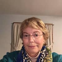 Sitter Profile Image: Susan D.
