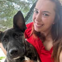 Sitter Profile Image: Taylor M.