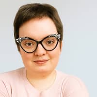 Sitter Profile Image: Nicole P.