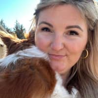 Sitter Profile Image: Laura G.