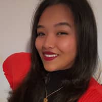 Sitter Profile Image: Nicole B.