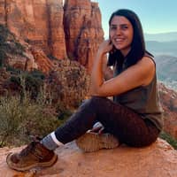 Sitter Profile Image: Emma C.