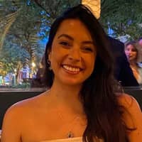 Sitter Profile Image: Jéssica T.