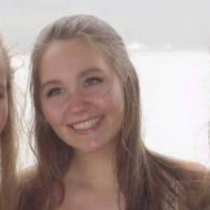 Sitter Profile Image: Alyssa F.