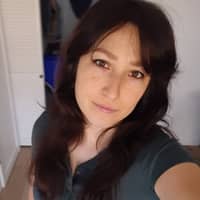 Sitter Profile Image: Erika J.