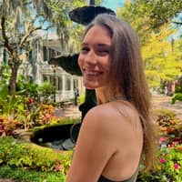 Sitter Profile Image: Amanda A.