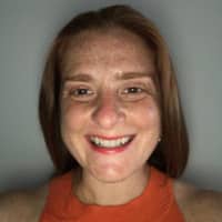 Sitter Profile Image: Lindsey L.
