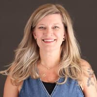 Sitter Profile Image: Lindsey C.