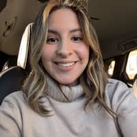 Sitter Profile Image: Karina G.