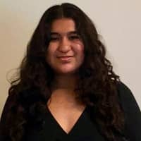 Sitter Profile Image: Leslie R.