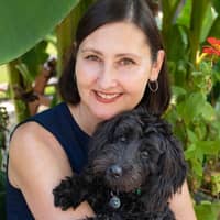 Sitter Profile Image: Sandrine F.