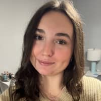 Sitter Profile Image: Mackenzie G.