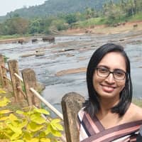 Sitter Profile Image: Pamoda Manohari M.