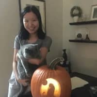 Sitter Profile Image: Hong R.