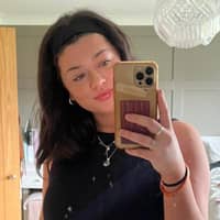 Sitter Profile Image: Alicia R.