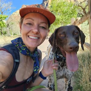 Sitter Profile Image: Larissa W.