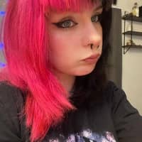 Sitter Profile Image: sierra w.