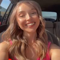 Sitter Profile Image: Paloma P.