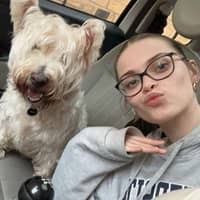 Sitter Profile Image: Amelia N.