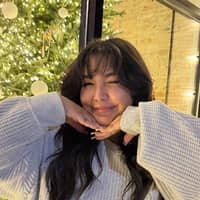 Sitter Profile Image: Lacey S.