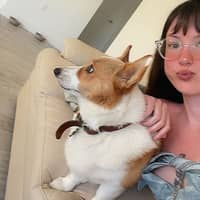 Sitter Profile Image: Carly S.