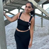 Sitter Profile Image: Gabriela A.