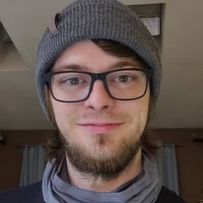 Sitter Profile Image: Josh P.