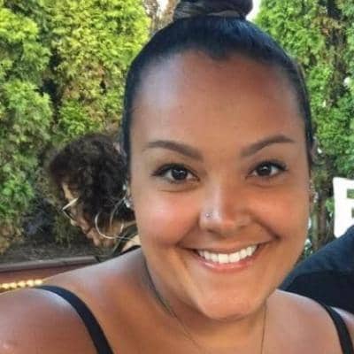 Sitter Profile Image: Ariana G.
