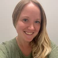 Sitter Profile Image: Sara K.