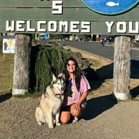 Sitter Profile Image: Dulce R.