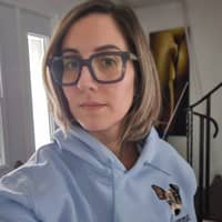 Sitter Profile Image: Justine R.