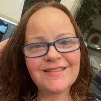 Sitter Profile Image: Deborah H.